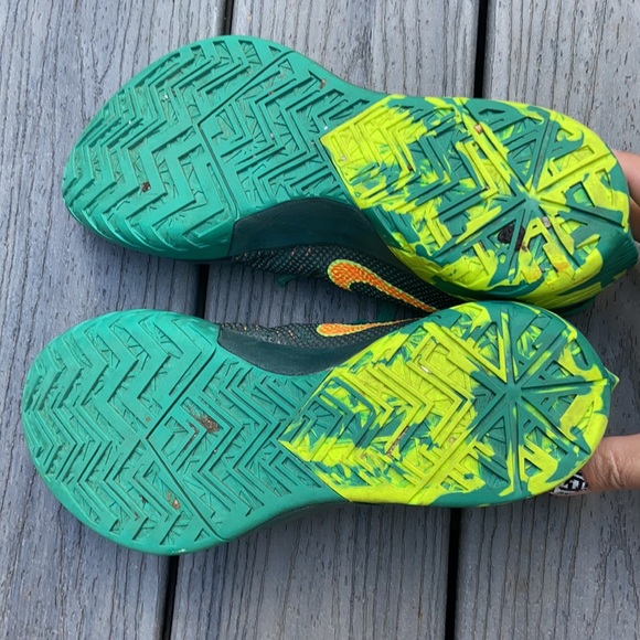 Nike fly wire shoes - Picture 4 of 5